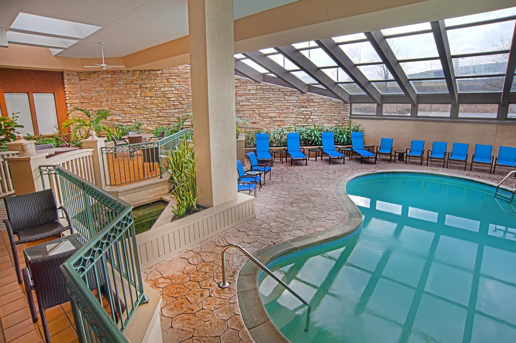 Sheraton Westport Lakeside Chalet Меріленд-Гайтс Екстер'єр фото
